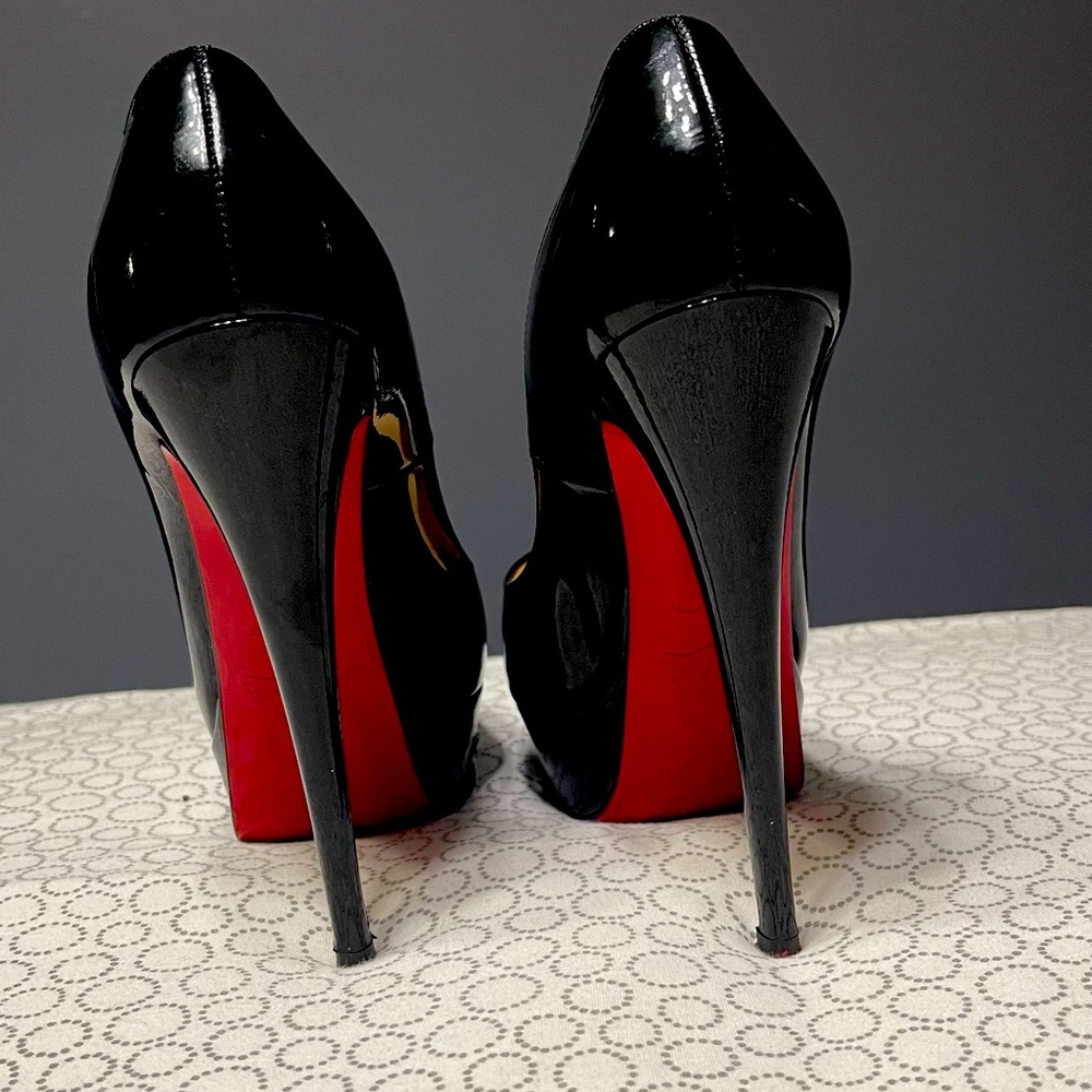 Athentic Christian Louboutin Lady Peep Black